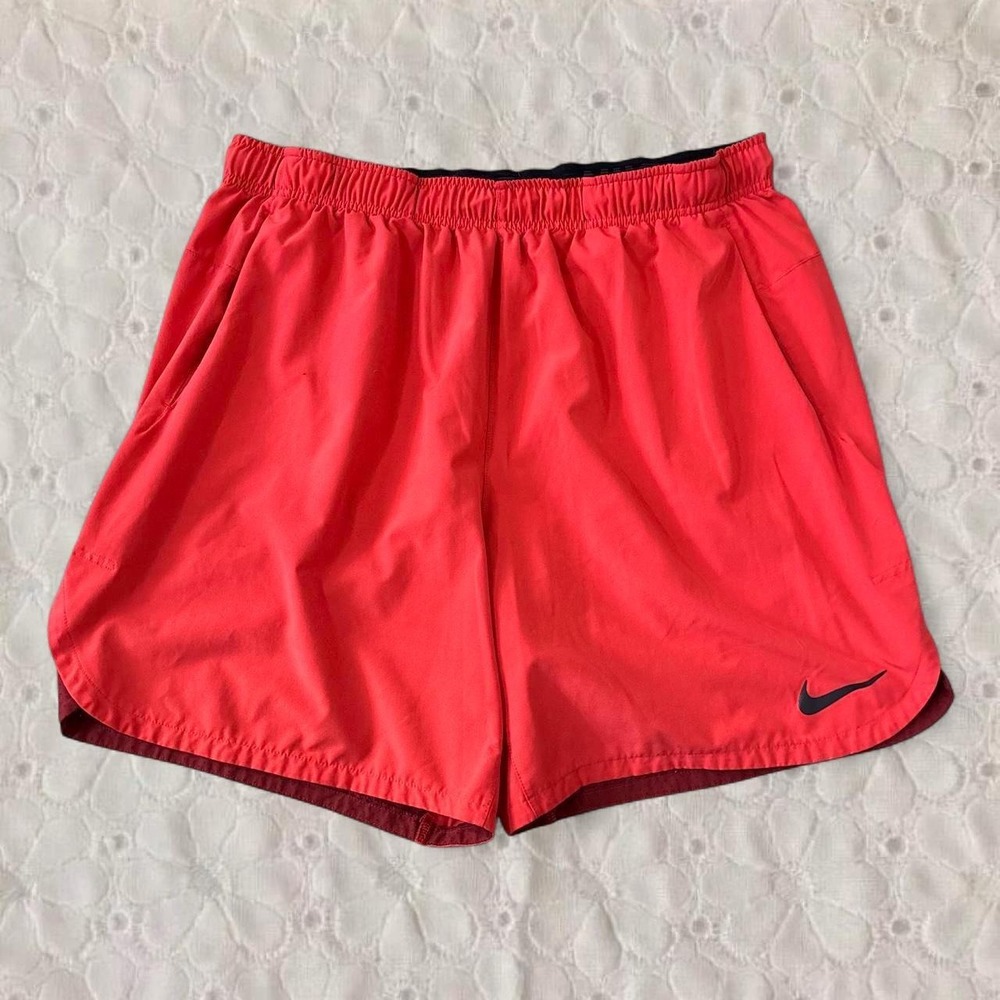 Nike men's XXL Dri-Fit shorts in red & orange with dark red panel at the hem